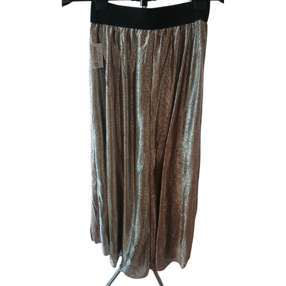 NWT LuLaRoe‎ Lucy Skirt Womens XS Silver Metallic Foil Pleated High Waist Shiny